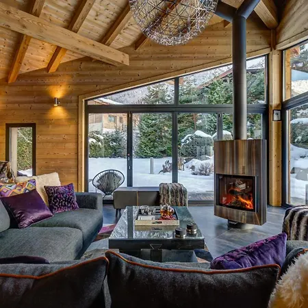 Chalet Gstaad: Experience Alpine Serenity *