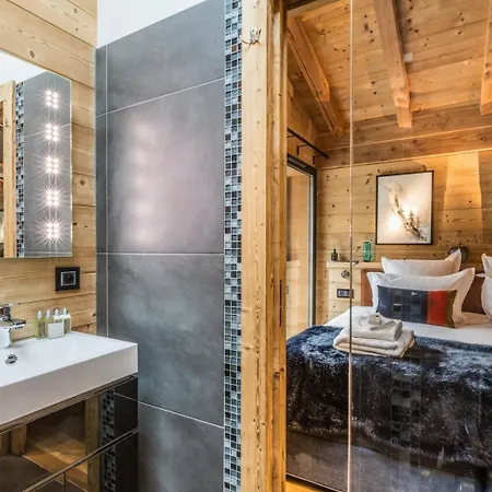 Chalet Gstaad: Experience Alpine Serenity *